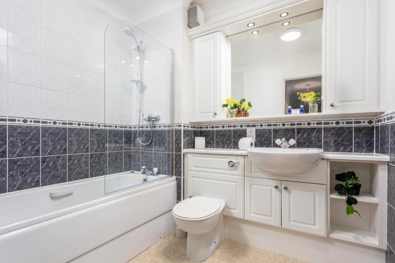 Millbrae Residence - Donnini Apartments Ayr Esterno foto